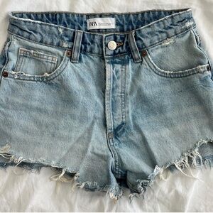 Zara Faded Blue Frayed Hem Jean Shorts